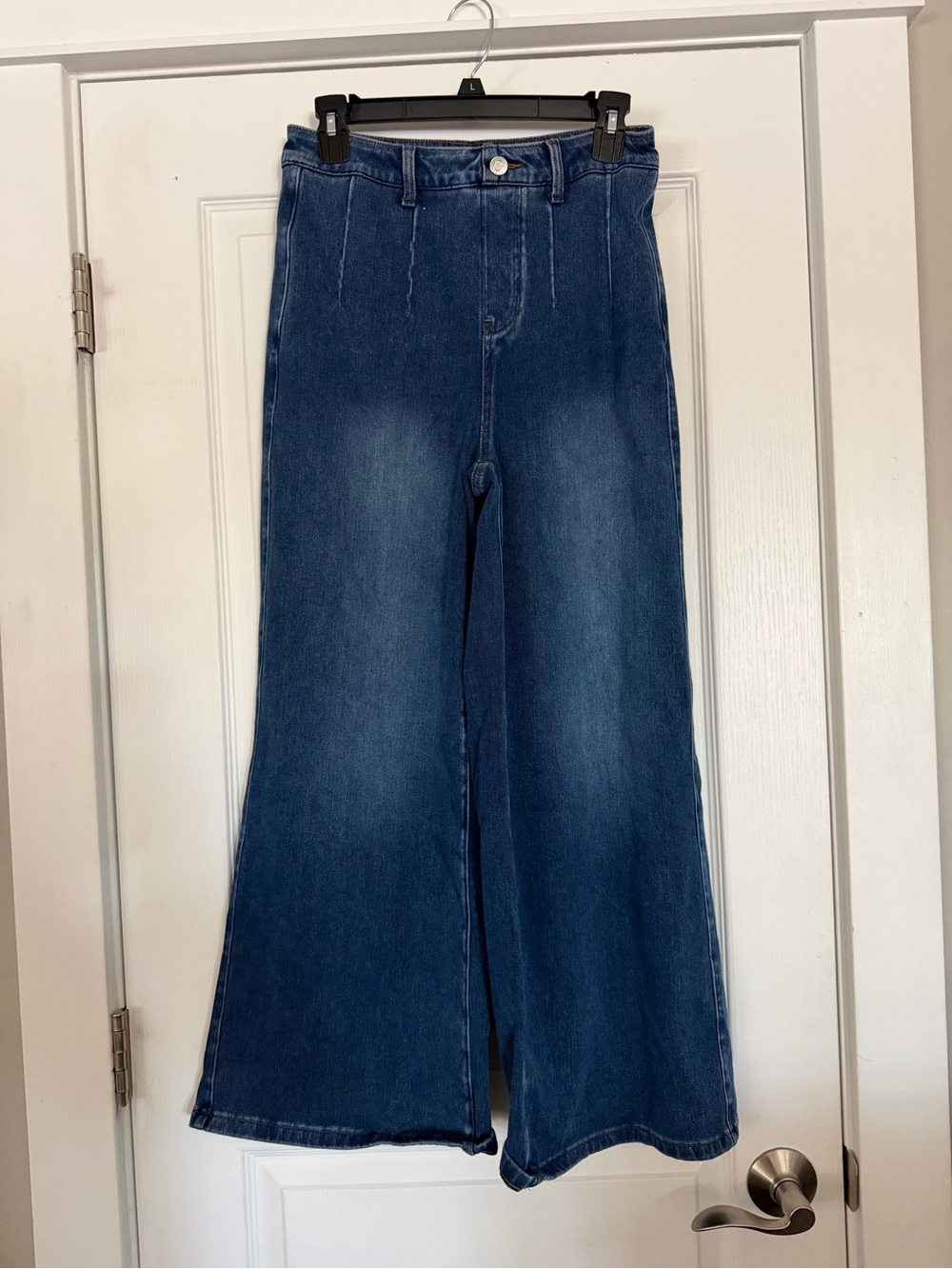 HALARA Wide Leg Jeans in Dark Blue Wash